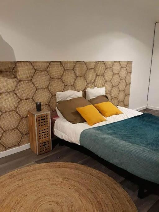Appartement Agreable Au Centre Wifi Saint Leonard de Noblat Bagian luar foto