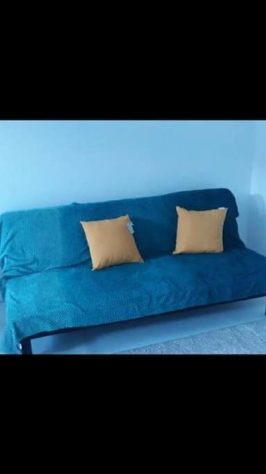 Appartement Agreable Au Centre Wifi Saint Leonard de Noblat Bagian luar foto